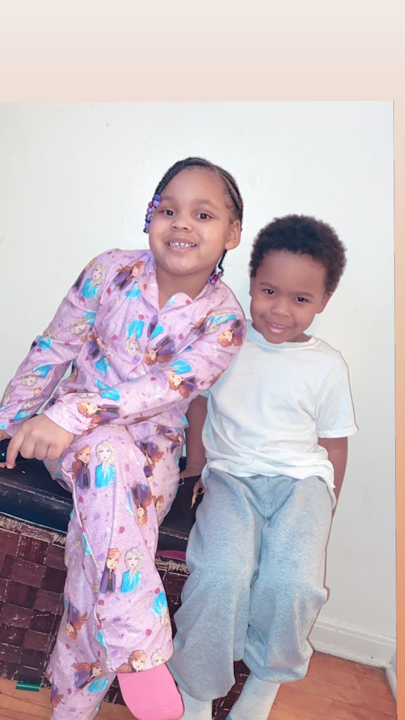 TrudyBadAzz26's tweet photo. Favorite cousins🤞🏽 https://t.co/3SjUolV1kc