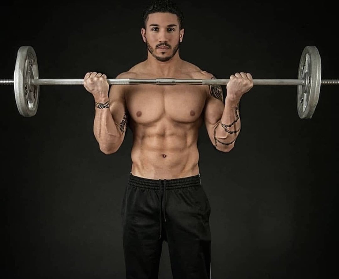 exerprise's tweet photo. @ReggieBFitness been eating real good... https://t.co/SapvOB6Sn1