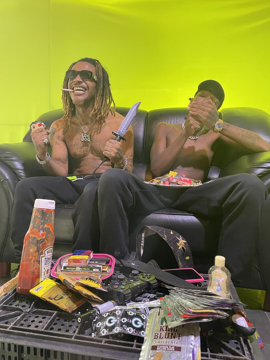 v_torugo's tweet image. Fotos que eh fiz hj do @AbbotSvg e do @LocDogsavage