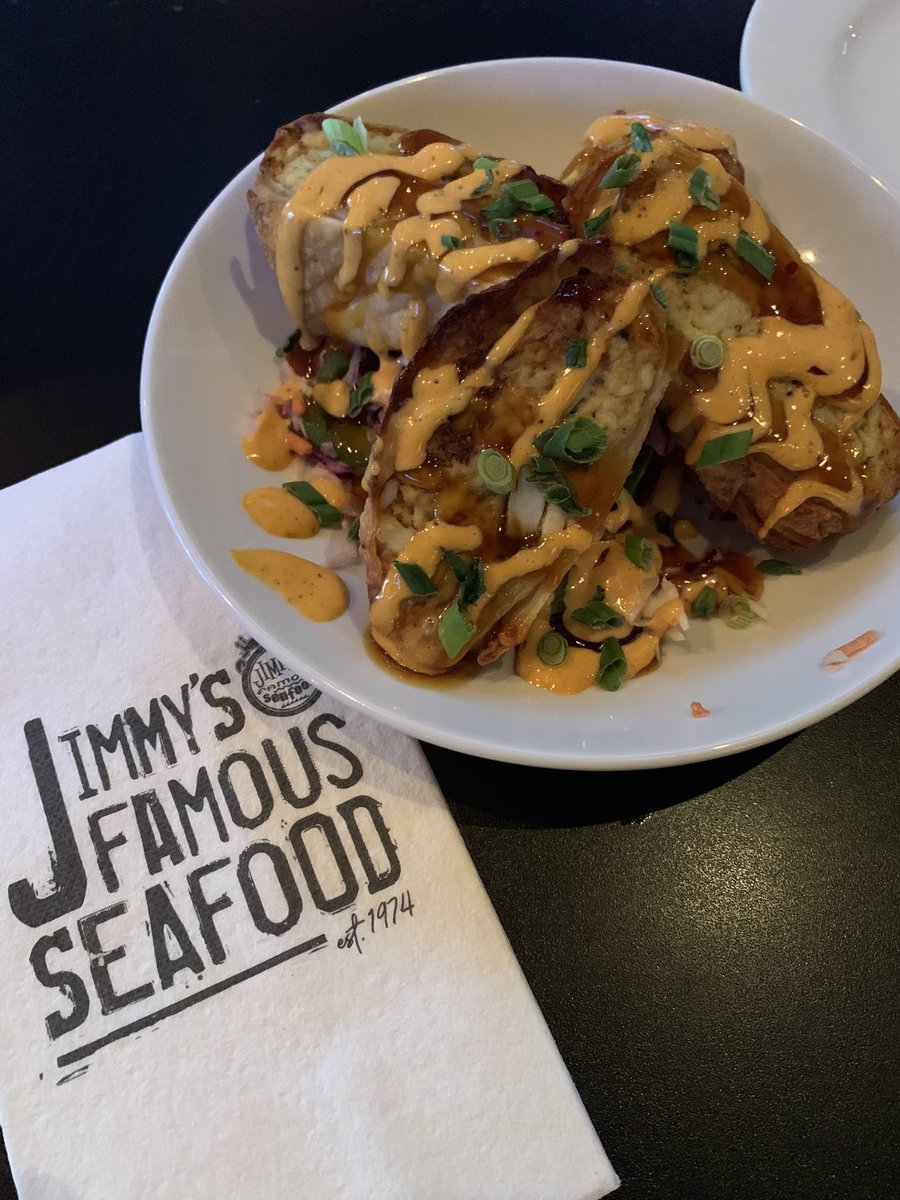 Been too long, <a href="/JimmysSeafood/">Jimmy’s Famous Seafood</a>  But worth the wait!  #businesstraveler      🔥🔥🔥