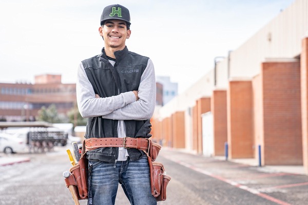 cnmats's tweet photo. Are you a high school student? Discover the benefits of Dual Credit. Dual credit enables you to take college level courses while still in high school. Your school district may pay for it too. Check out Jorge's story, and how he found Welding.  https://t.co/smQOGMUfqm https://t.co/K1FosaLP7K