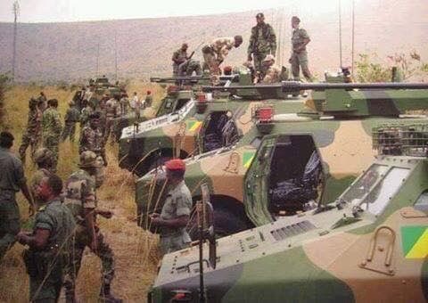 brazzanews's tweet photo. Pool 🇨🇬: Échange de tirs dans le pool , ( MAYAMA ) entre l’armée et les NSILULUS du pasteur NTUMI . D’après certains témoignages, on dénombre plusieurs blessés. Plus de détails dans les heures qui suivent . #ChezMoiAuCongo https://t.co/kOCPzblnb9