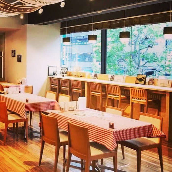 sooon_co_jp's tweet photo. ☕︎Sooon直前予約で50円割引特典付☕︎

【新橋】駅すぐアンテナショップ2階の大人の憩いの場

ももてなし家（ももてなしや）

新橋駅徒歩1分

https://t.co/lzJga5HOU3 https://t.co/lxz7iFSqg2