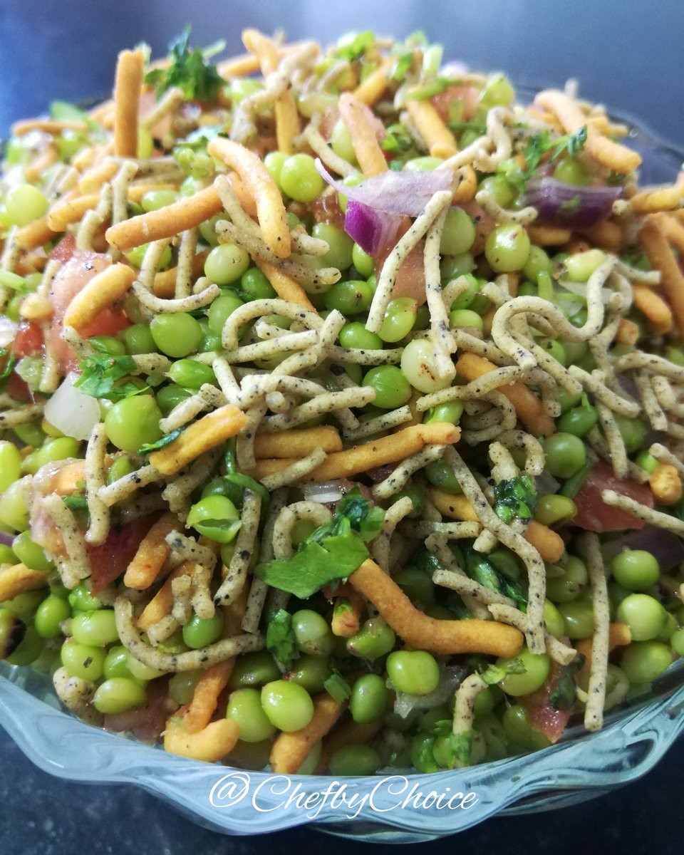 ChefbyChoice1's tweet photo. #chefbychoice #snacks #breakfast #Ponk #પૌંક #greensorghumbhel #vegetariancuisine #Indianfood #food #foodie #foodlover #foodblogger #foodstyling #delicacies  #cookwithCBC #cooking #passionforcooking

Recipe:
Instagram - https://t.co/2o9P6Sb9Gt
Facebook -https://t.co/q4plslRbIU https://t.co/fjOPCzXrs0