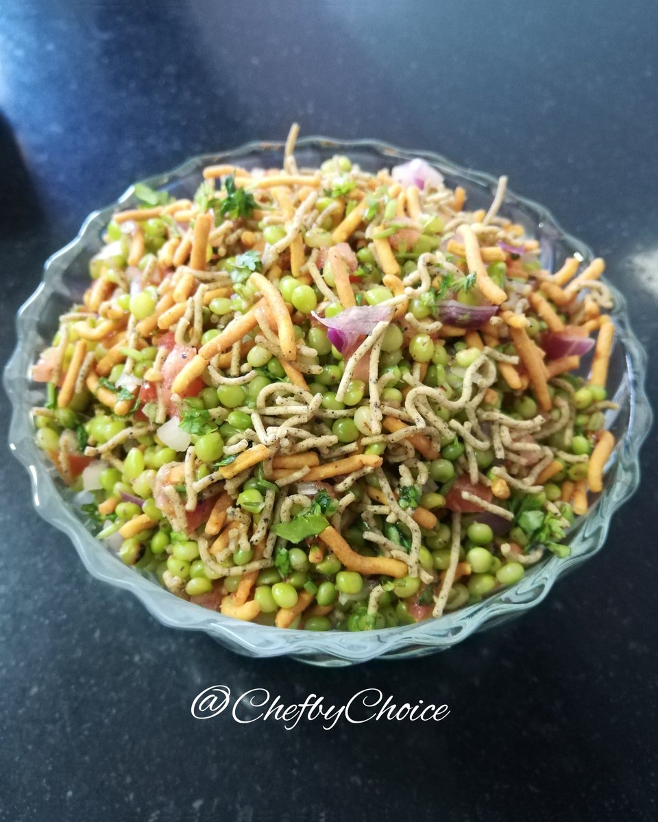 ChefbyChoice1's tweet photo. #chefbychoice #snacks #breakfast #Ponk #પૌંક #greensorghumbhel #vegetariancuisine #Indianfood #food #foodie #foodlover #foodblogger #foodstyling #delicacies  #cookwithCBC #cooking #passionforcooking

Recipe:
Instagram - https://t.co/2o9P6Sb9Gt
Facebook -https://t.co/q4plslRbIU https://t.co/fjOPCzXrs0