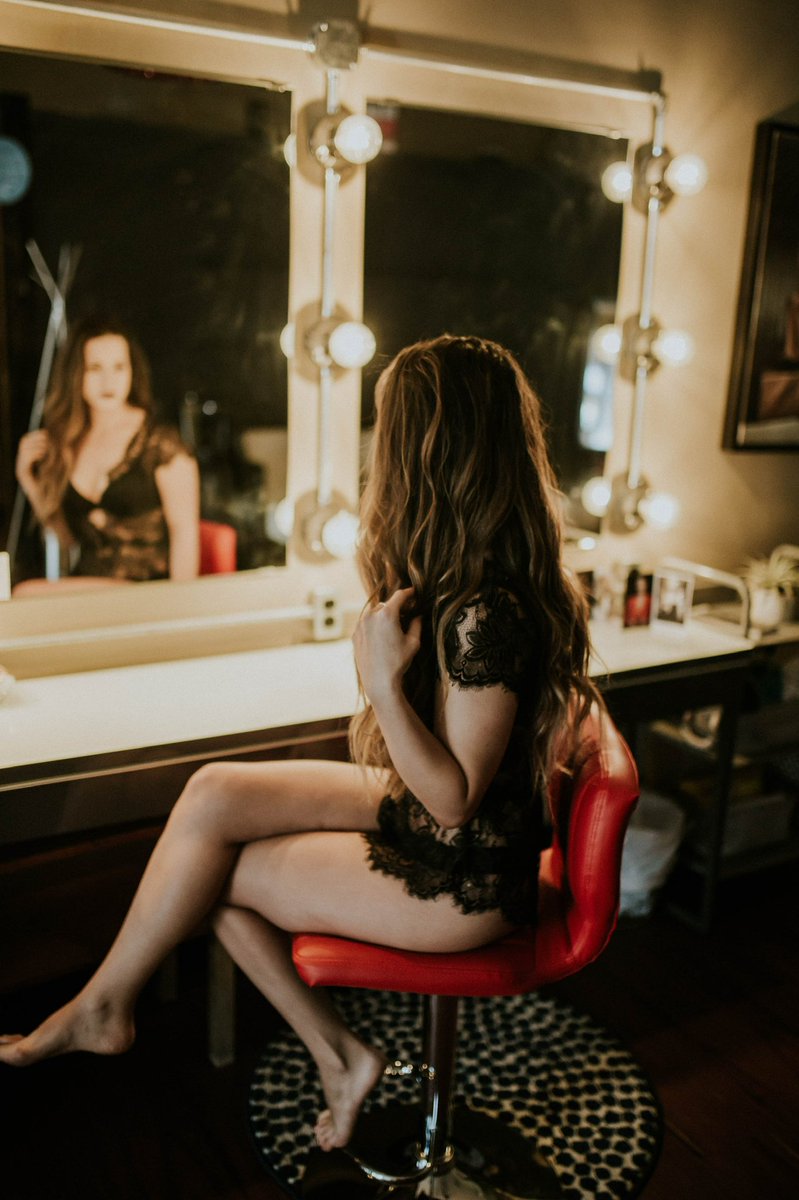 HarleyMaeXo's tweet photo. @sexynovababy https://t.co/IWXplccZ4I 🔥 https://t.co/rNR8uUY6Bc