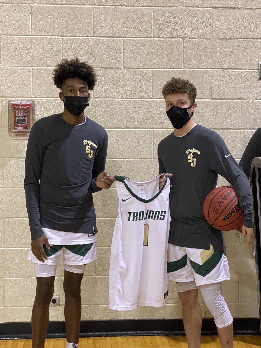 PLAYING 🏀 AND PRAYING 🙏🏻 for Jaydn #1 #jaydnstrong #TrojanNation <a href="/SJTrojanbball/">SJ Basketball</a> <a href="/SJHSTrojans/">SJHS Trojans</a>