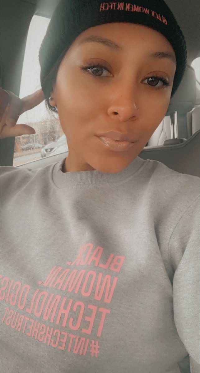 iChrishawn's tweet photo. I’m a Black Woman in Tech. 💕👩🏿‍💻 #intechshetrust @princessxap https://t.co/TWOWJIUYE9