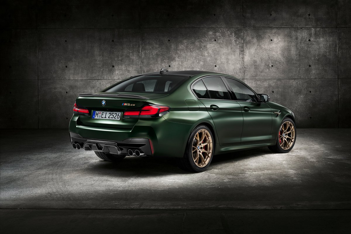 designmoteur's tweet photo. BMW ///M5 CS 
♦️ #BMW #M5CS #clubsport 
⚙ [#BMMM \V8/ 4.4L] 
📈 635hp xDrive 'n 2WD mode
📷 via BMW #TheM5CS #BMWM5CS https://t.co/6RICtrR0eo