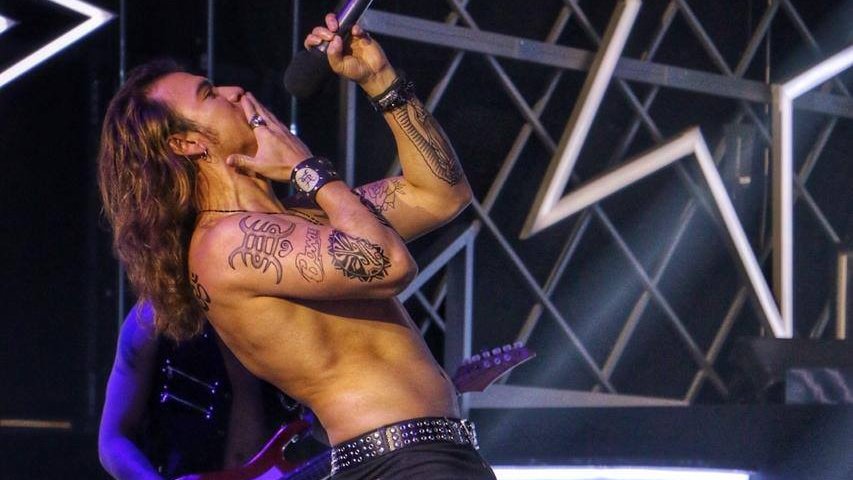 FLASUAREZ4's tweet photo. #YoSoyExplotaAlArtista 
#YoSoyExplotaAlArtista 
#YoSoyExplotaAlArtista https://t.co/NWWNHF7VHA