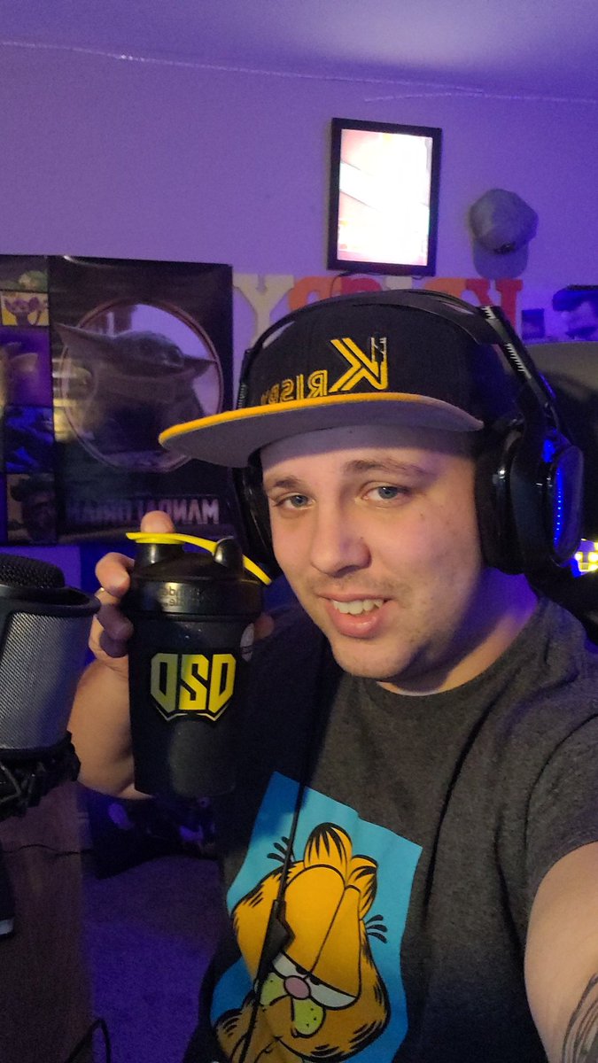 TheKrispyWay's tweet photo. Ayooo I love my @2Destined use code Premier at checkout save some $ @_PremierGG https://t.co/u9eo2AqXnl
