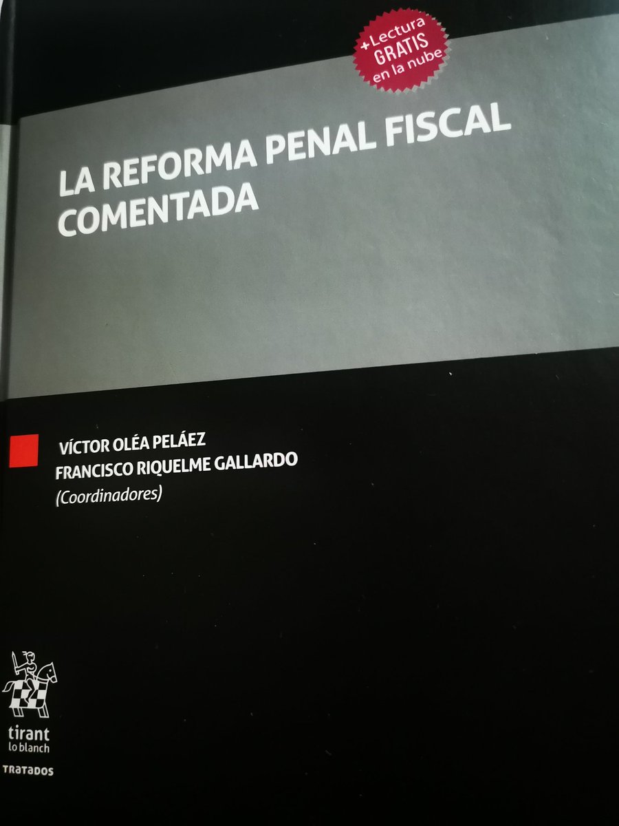 Iniciando la lectura, recién llegado a casa <a href="/oleavabogado/">Víctor Oléa</a>