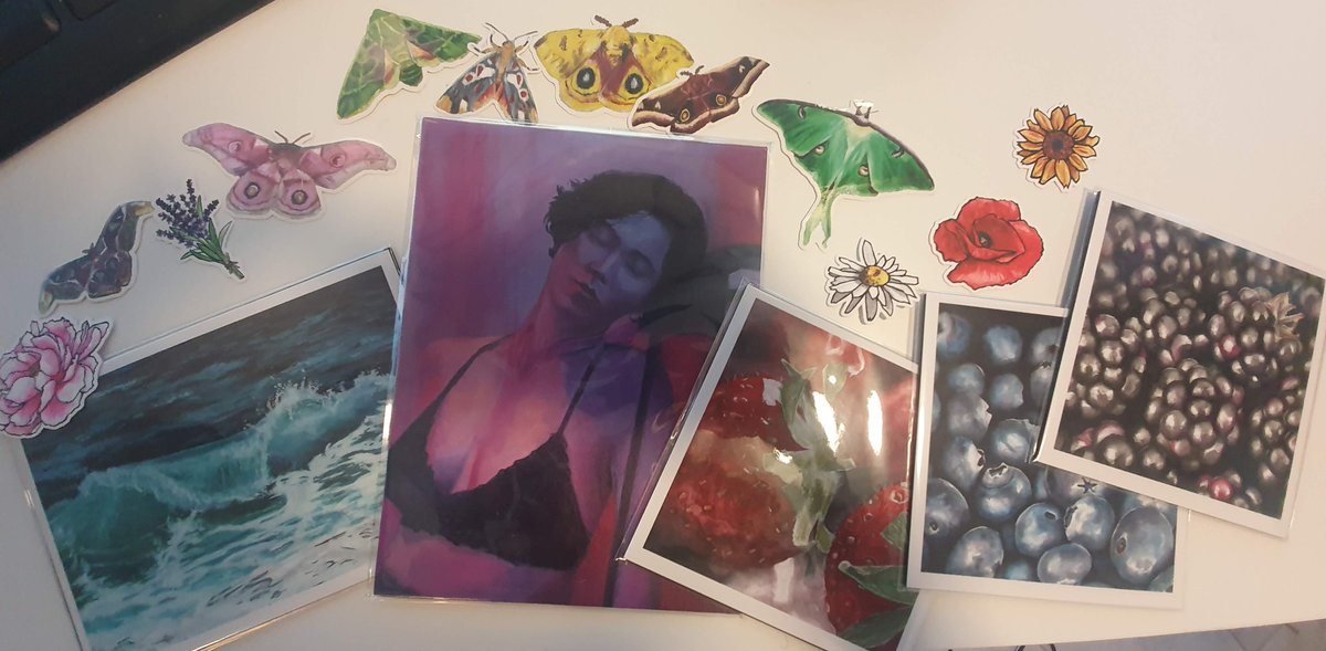 I am shook! My package from @artbytrishahall arrived with the original oil painting that I won on her Twitch...it is STUNNNING! My picture doesnt give it justice. I am also in love with the prints, especially the blackberries as I saw her paint them on stream