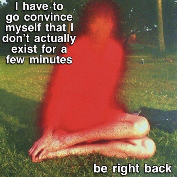 morningsbun's tweet photo. When the 5 people you’ve been texting sporadically through the day all decide to start responding quickly at the same time https://t.co/yqlidwu8ze