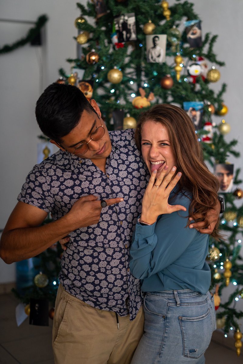 daanyGB's tweet photo. Este año pinta bien, esta vida pinta bien a tu lado... ♥️ https://t.co/KEKSzP2QCE