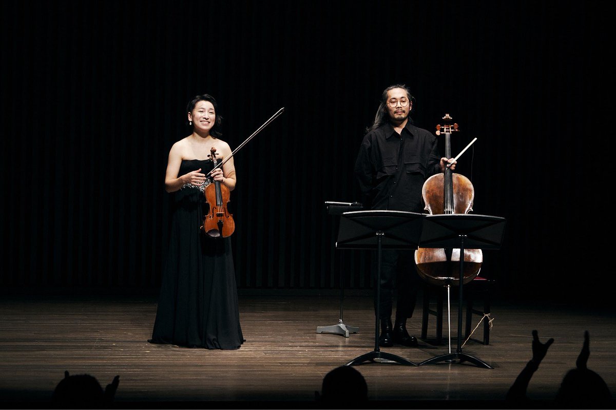 amioike_violin's tweet photo. Thank you 20210125
#荻窪音楽祭 #尾池亜美 #内田麒麟 #交流コンサート
Photo by @htahira https://t.co/P6YSAVmSUf