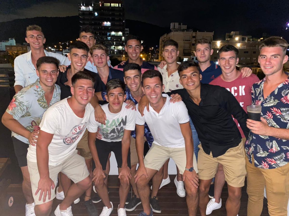 Con amigos es mejor 🙌❤️ VCP 2021🥳