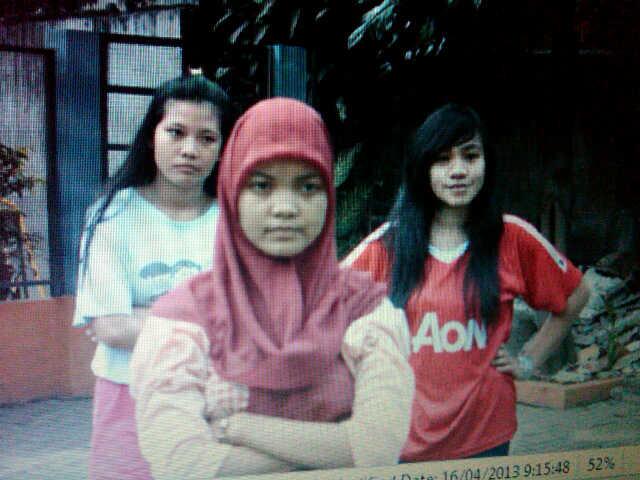 Geng hitz pada zamannya @tamaraput @RachmawatiSR 😍 miss youuu tomaat guys