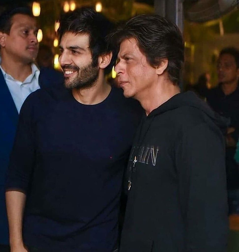 #ShahRukhKhan to produce a movie with #KartikAaryan under his banner, Red Chillies Entertainment and will be directed by #AjayBahl.Shoot starts from March