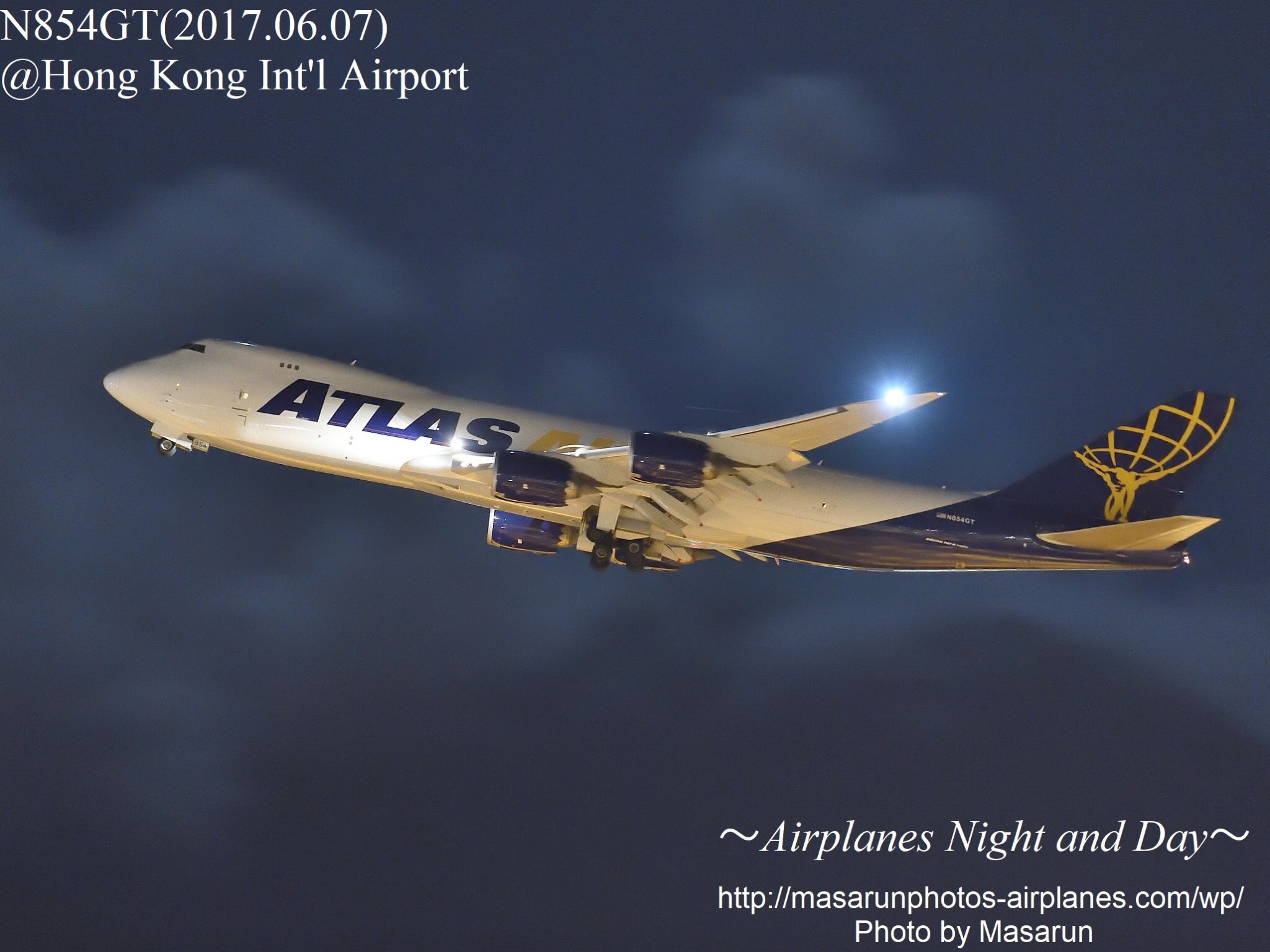 Masarunphotos Airplanes Boeing747 47 478 Boeing Boeinglovers Planespotting 飛行機 L Hongkonginternationalairport 香港国際空港 Nightphotography 夜空 밤하늘 夜景 Astralaviation Atlas Atlasair アトラス航空 T Co