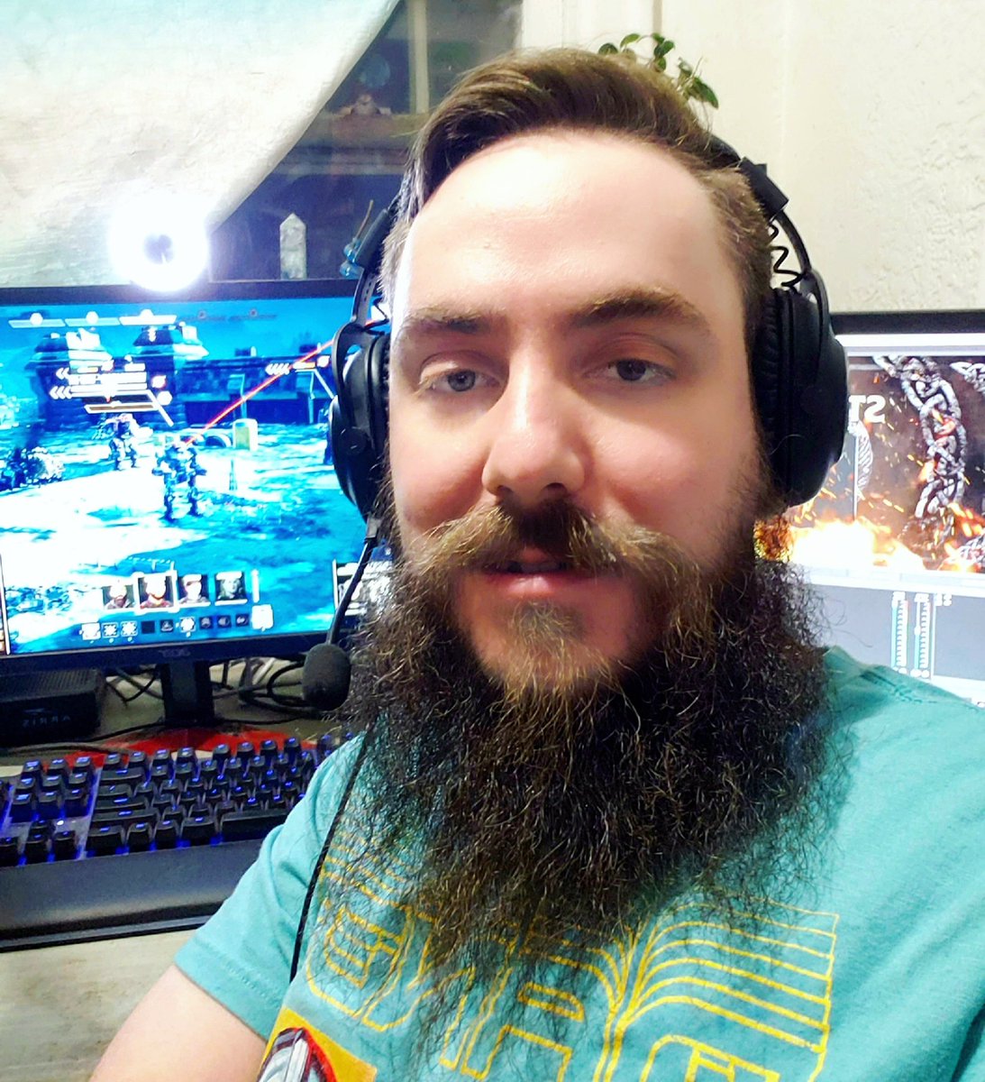 Beard_Psycho_'s tweet photo. Time to be a Mechwarrior come hang out  https://t.co/qrWWdg7Ymr @Legna_Sivad @GaminSociety @PdxInteractive #battletech #mechwarrior #twitchstreamer #smallstreamer #beardedgamer https://t.co/3gaxDHSjqu