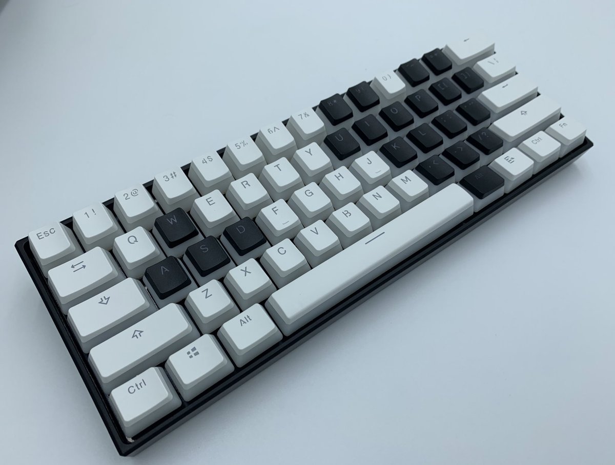 AlpheriorKeys's tweet photo. 🥳🎉🥳🎉🥳🎉
🚨#Giveaway!🚨
🥳🎉🥳🎉🥳🎉

Hey Everyone! We're Giving Away this AMAZING Echo Pudding Keycap SET!🤍🖤

-Retweet &amp; Like
-Follow us 
-Like some of our Recent Tweets! 

Chosen in 48 Hours 🥳🎉 https://t.co/FY8PUAc8he