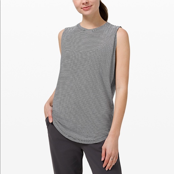 brittanygroe's tweet photo. So good I had to share! Check out all the items I'm loving on @Poshmarkapp from @KMac3573 #poshmark #fashion #style #shopmycloset #lululemonathletica #freepeople: https://t.co/Psbevp6rVD https://t.co/krM70fpmr4