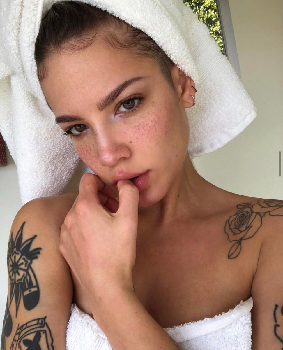 @julienparis20 Love her freckles! So adorably sexy