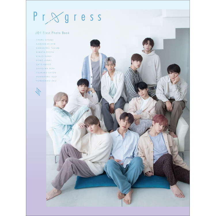 Hmv Books Hakata Jo1 本日発売日ですが 当店は1 29 金 入荷予定です 1st写真集 Progress ﾖｼﾓﾄﾌﾞｯｸｽ 発売記念のポスターが 川尻蓮 さんのみでしたが全メンバーのソロポスター11枚と集合の計12枚掲出へ変更 先着で掲示店限定トレカを1枚 11種