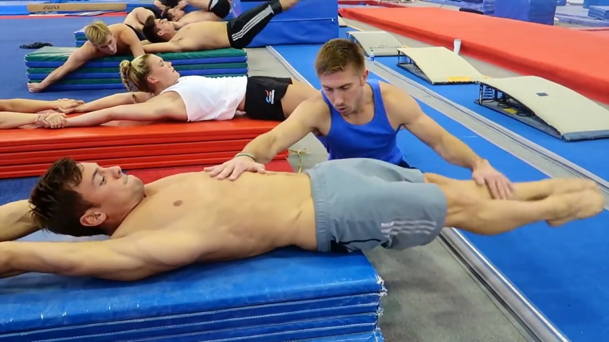 Famous Bulges on Twitter: "Tom Daley bulge 🍆…
