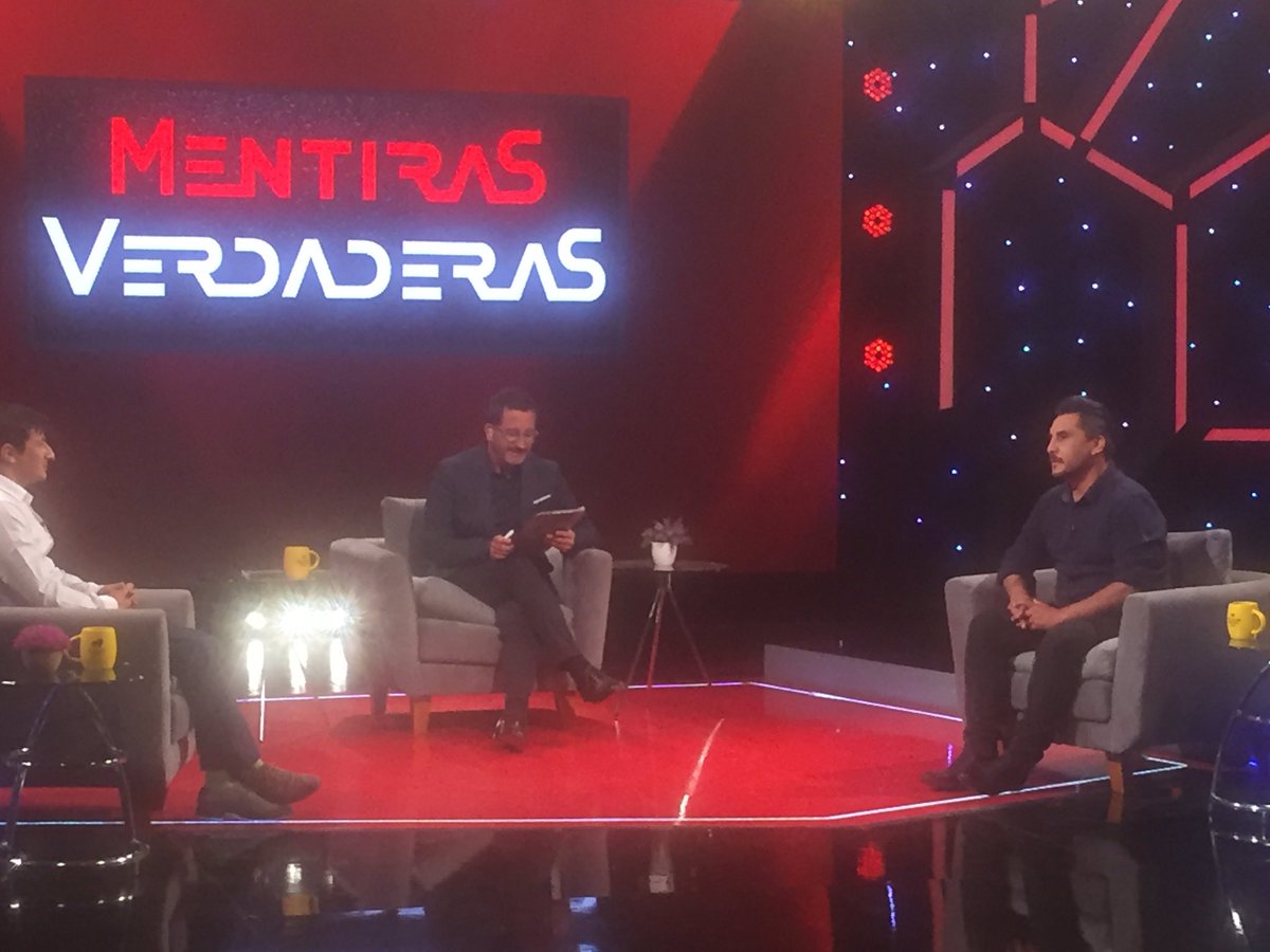 ChilePeriodista's tweet photo. Presidente de @ChilePeriodista, Danilo Ahumada conversa ahora sobre libertad de expresión en @mentiraslared https://t.co/i0W1x59Glj