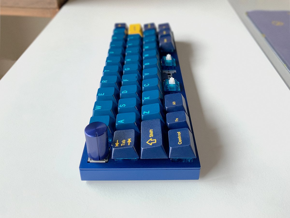 draonekj's tweet photo. スタビ,2.25U2.75Uスペース未着ですが
!注意!
再アルマイト時のネジタップ、やはり掛かりが悪くなりました
長いネジを使用してごまかしています
#ALETH42 https://t.co/SeMlC1N6bi