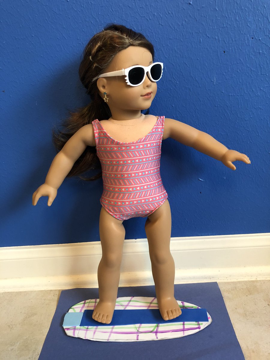 Clarice (better known as Joss in the American Girl world) is a surfer. So what did he make her? That’s right. Her very own surf board.  #ag  #americangirl  #agdoll  #agjoss