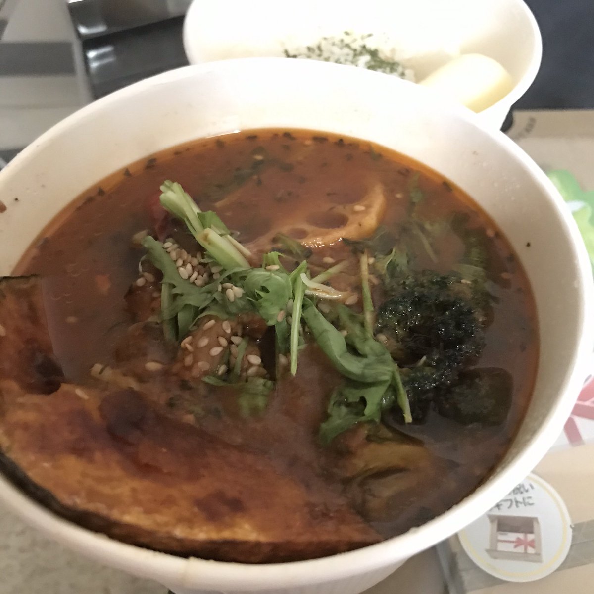 もちお On Twitter Uber スープカリーヒリヒリ大通 ベジタブルスープカリー チキンレック 王道のスープ スープカレー ヒリヒリ