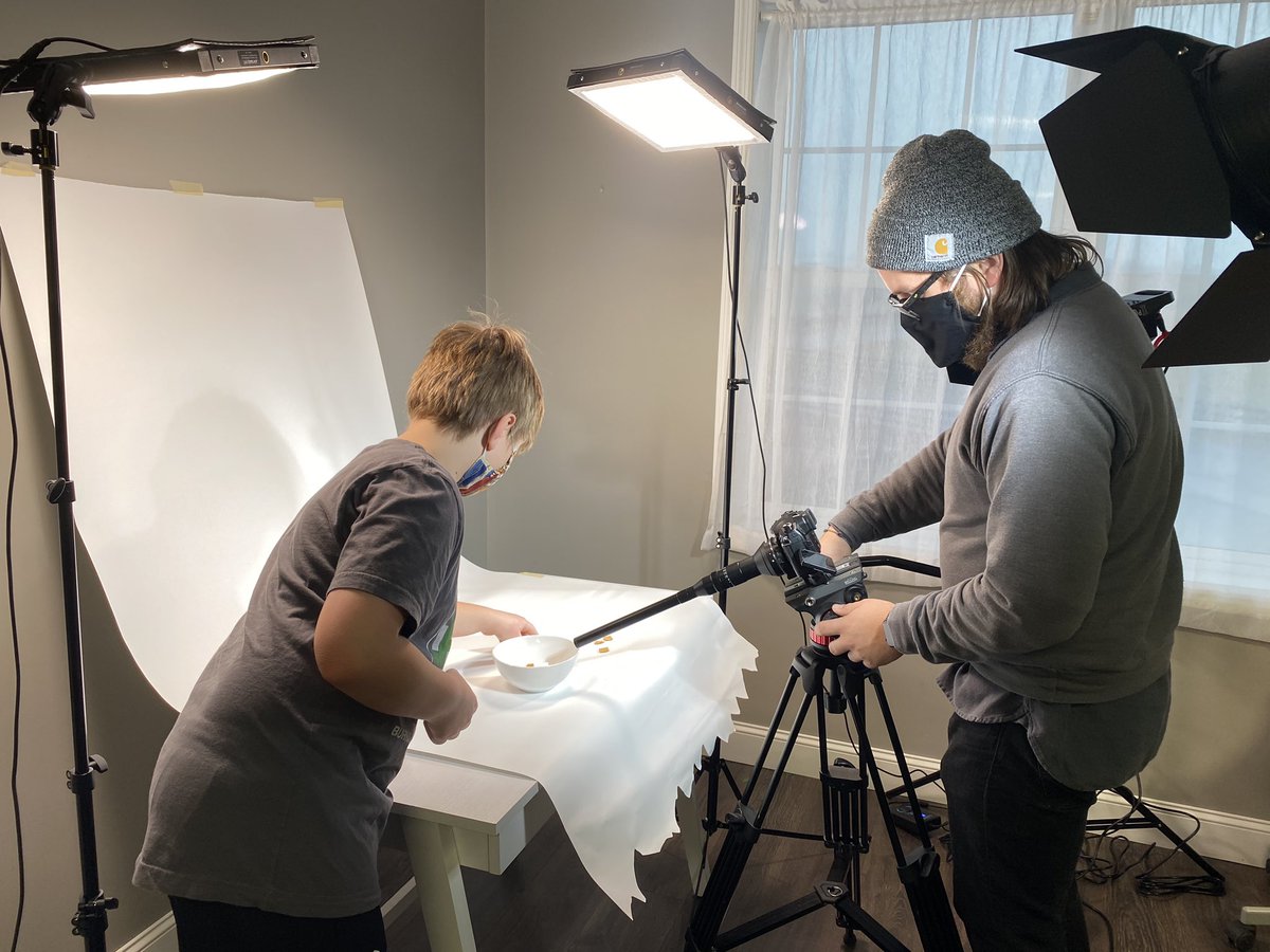 sarahonpoint's tweet photo. We have been busy teaching these awesome @LaFontainePrep kids about photography/videography! @Stu_Not_Stew https://t.co/VRqGoWDUCS