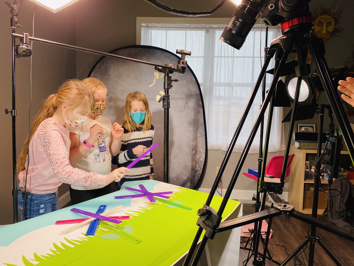 sarahonpoint's tweet photo. We have been busy teaching these awesome @LaFontainePrep kids about photography/videography! @Stu_Not_Stew https://t.co/VRqGoWDUCS