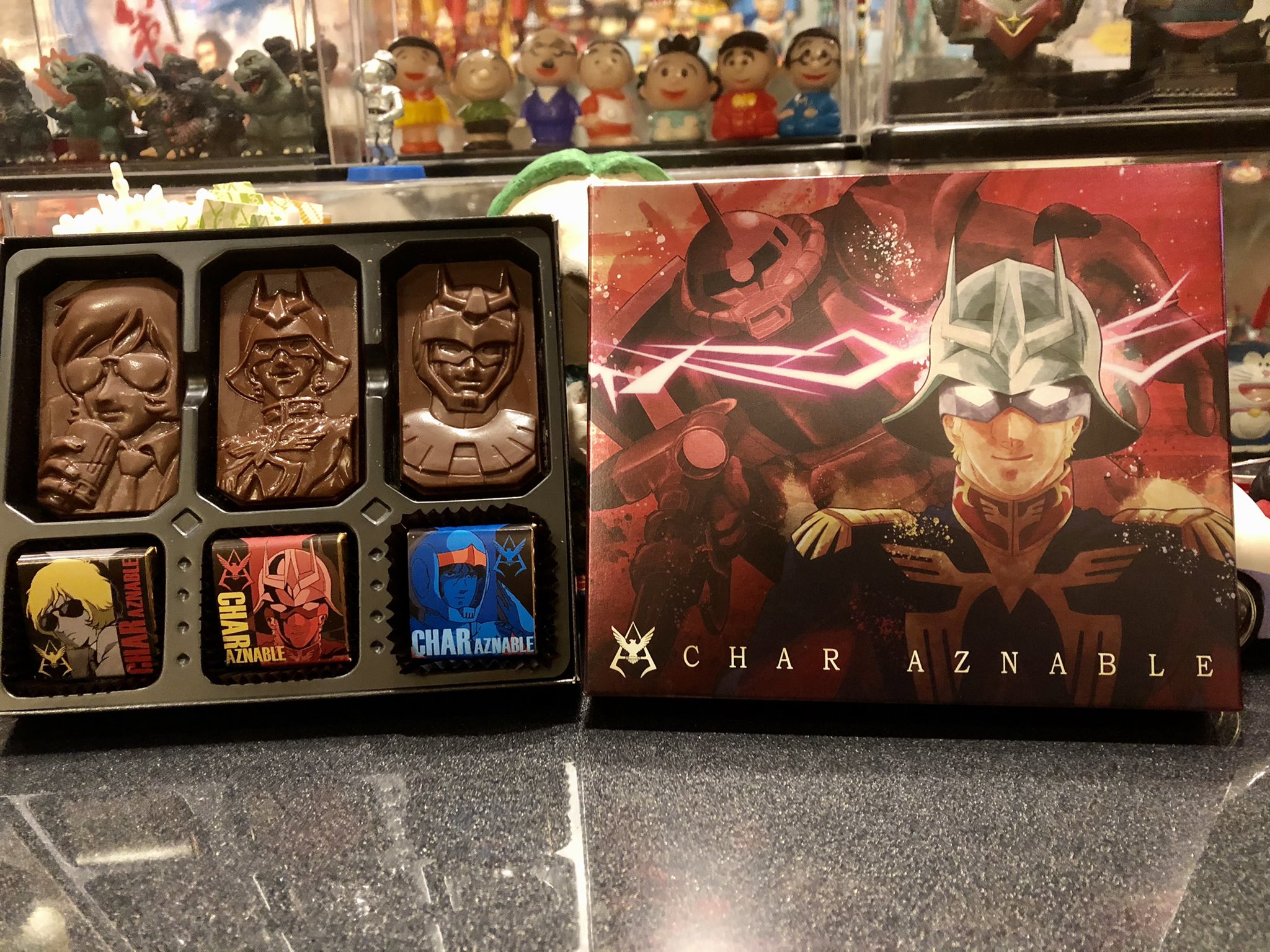 توییتر ヒーローズタイム در توییتر 今日 イオンのバレンタインコーナーでゲットしたガンダムのチョコ 買ったはいいが 食べられない 特にシャアの顔はかじれない ヒーローズタイム 新居浜 イオン バレンタイン チョコ ガンダム シャア