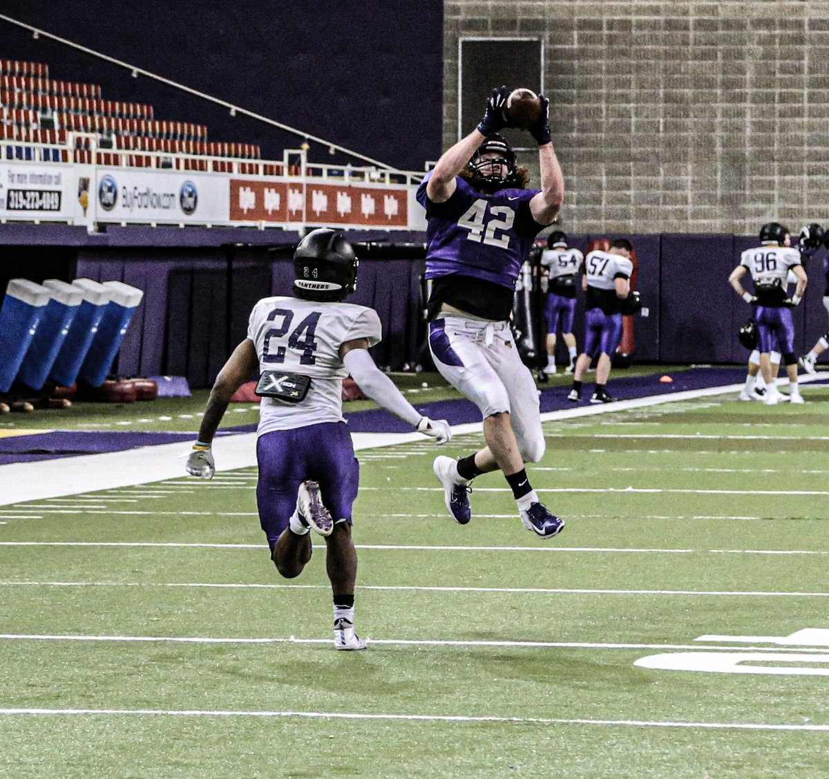 UNIFootball's tweet photo. Back in action in the Dome.
Full gallery⤵️
https://t.co/Ur4D53eS7I
#UNIFight #FightForFrisco https://t.co/HQyELexUmA