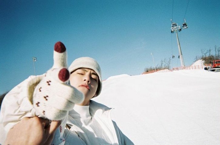 EstUkgxXUAQE-J6?format=jpg&name=900x900