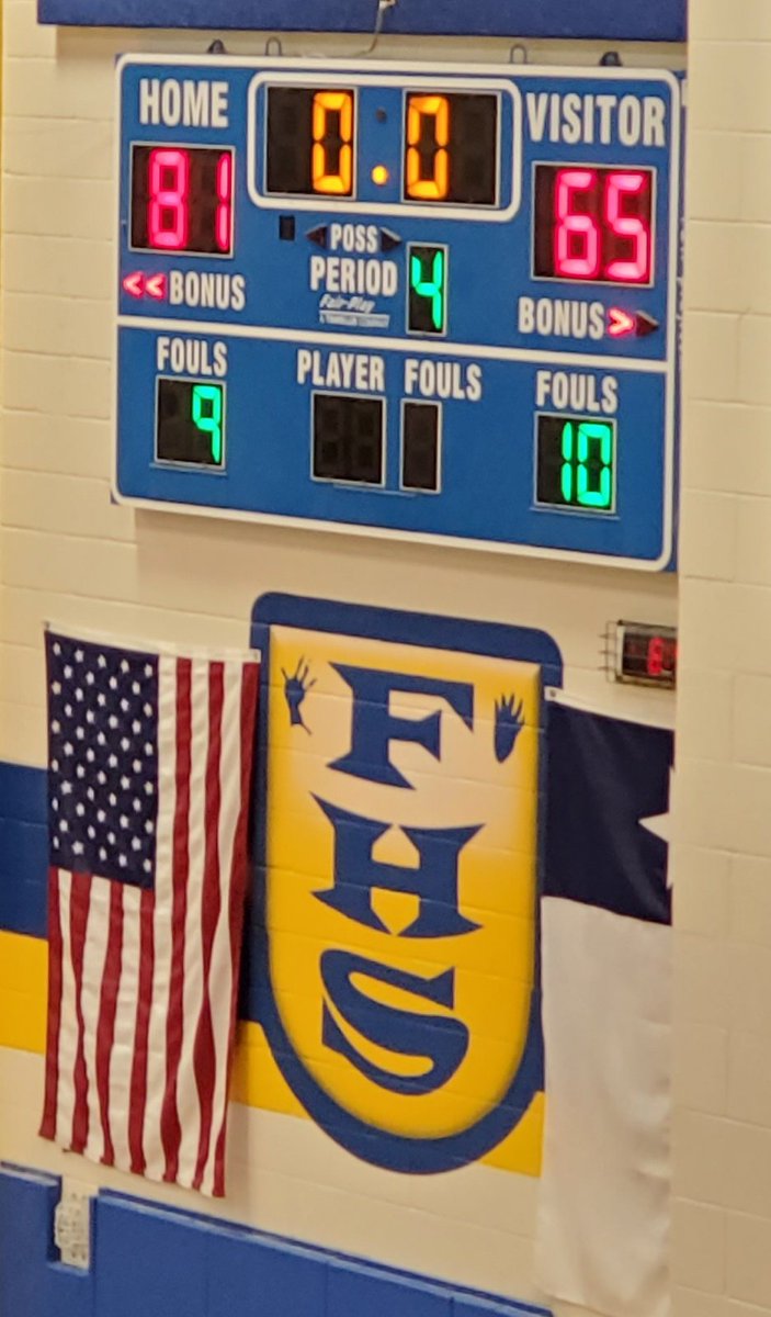 PatrickBiker22's tweet photo. Frisco 
@raccoonhoops
bounced back after a tough couple of losses with a home win vs Reedy  to move to 11-3 in District 9-5A. Nice team win fellas!
@MicahhRobinson 
@Roccop4177 
@MasonWujek 
@DanielMeneses04 
@bozeman_tyler 
@jovaniben13 https://t.co/mVkDHNmpzS