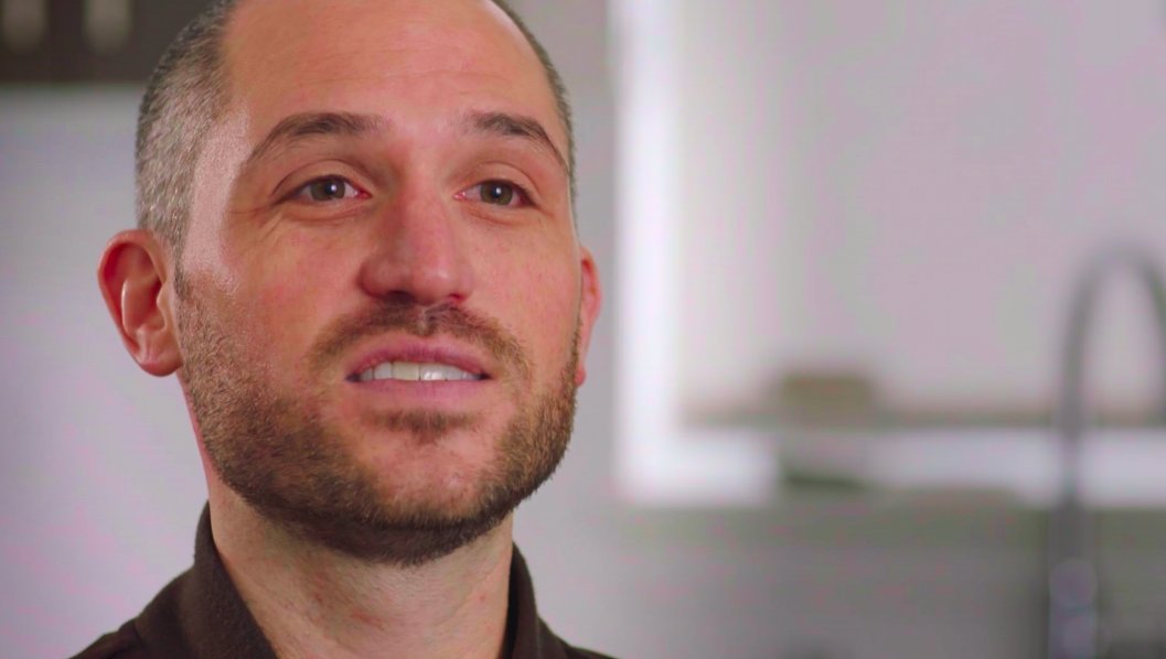 In the  @RealSportsHBO special on the Oregon Project, Dorian Ulrey claims that Alberto Salazar ordered him to regularly consume a strange cocktail..."There was a powder that we mixed into drinks in a white tub unmarked that came from Alberto's garage."