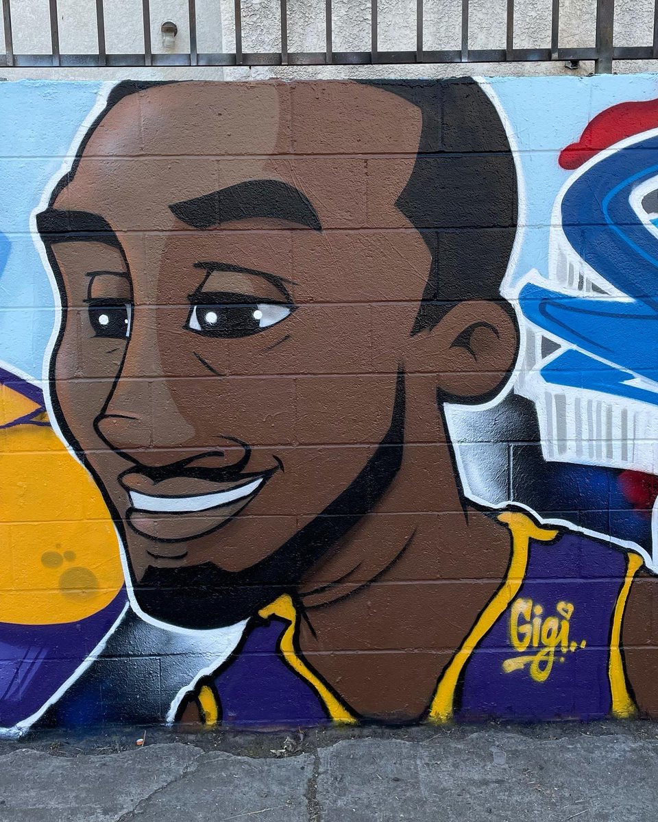 oneSAINTS_'s tweet photo. 💜💛 #KobeBryant #gigibryant #LegendsNeverDie #MambaMentality #Mambacitaforever
#onesaints ✍🏽 https://t.co/QgUJK0kDjd