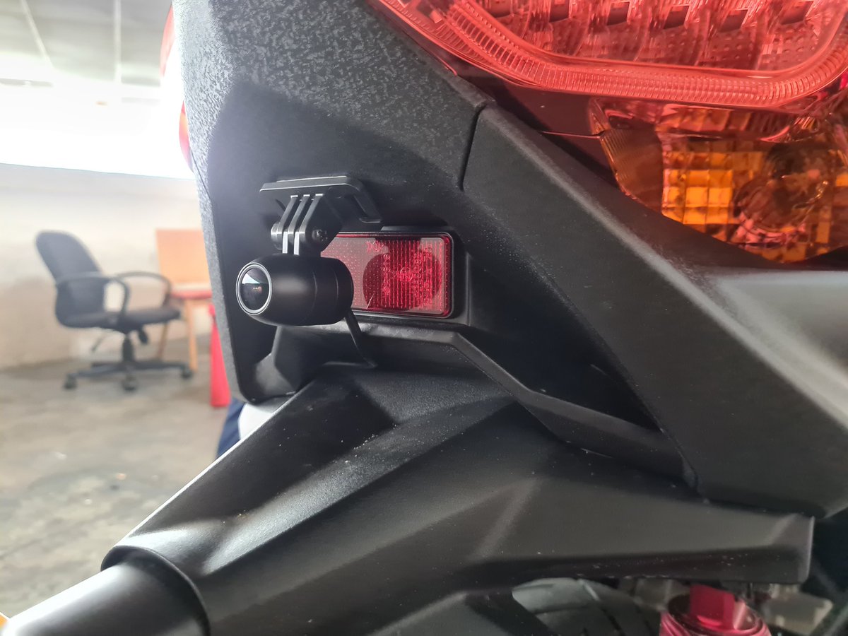Bob59521's tweet image. #BlueSkySea B1M dual-camera system installation onto a #Yamaha Xmax.
#MotorcycleCamera
#ドラレコ
