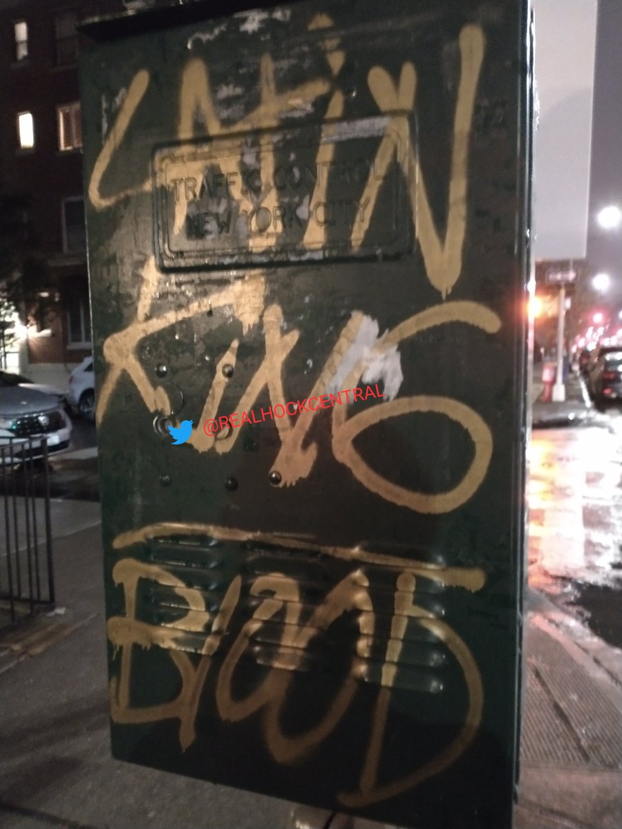 RealHockCentral's tweet photo. HATE: Exile and a Magen David is seen scrawled on front of two synagogues, along with takin (illegible) blood at 14th Avenue and 54th Street
@NYPD66Pct and @NYPDHateCrimes Please investigate https://t.co/sWZ9zlGGKa