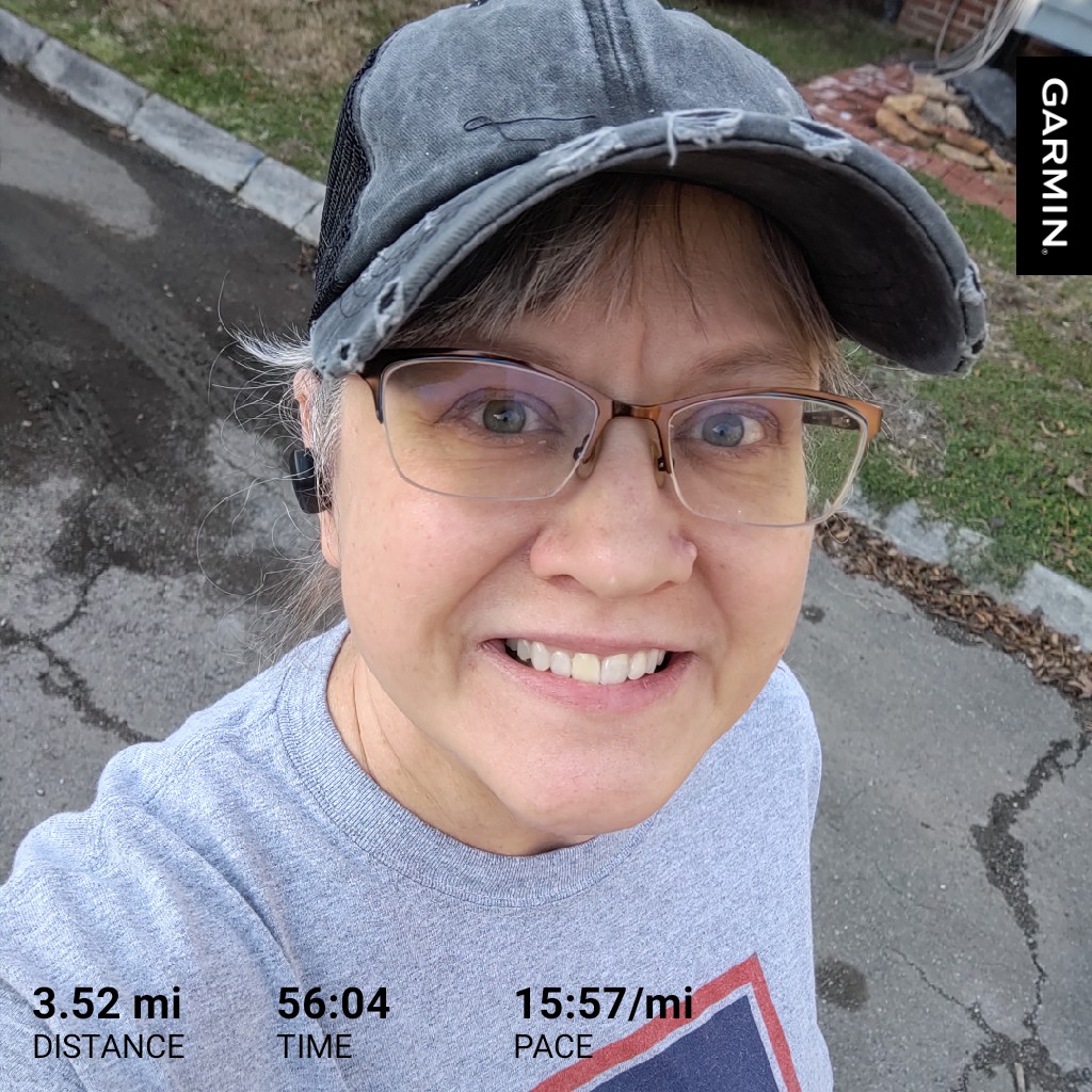 Jeanine_TN's tweet photo. I'm the kind of person that keeps pushing until my body finally says "listen to me!" I finally listened. My doc changed a med around Oct and it caused muscle fatigue. My legs are tired &amp; legs are sorta important in running. So 3.5 slow miles today w some walking, but I did it. https://t.co/SHi4uyOYqA