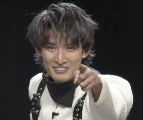 𝐧𝐲𝐚𝐦 おしゃれヘアカタログの康二くん ドラマ プライド を見て木村拓哉さんの襟足長め 前髪短めの髪型をやってみたいんです 最新ウルフカットの康二くん