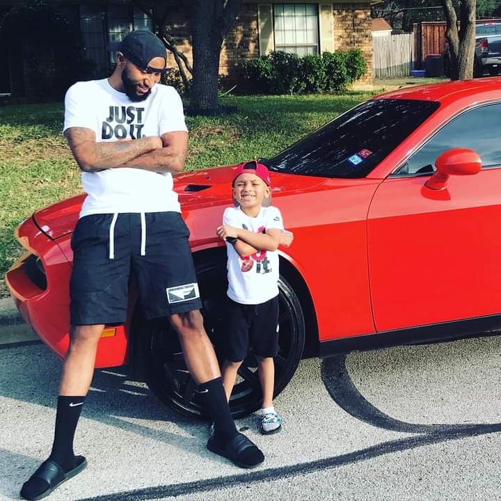 slimpolk's tweet photo. Mini Me Fa Sho lol https://t.co/7LgDjuGVi5
