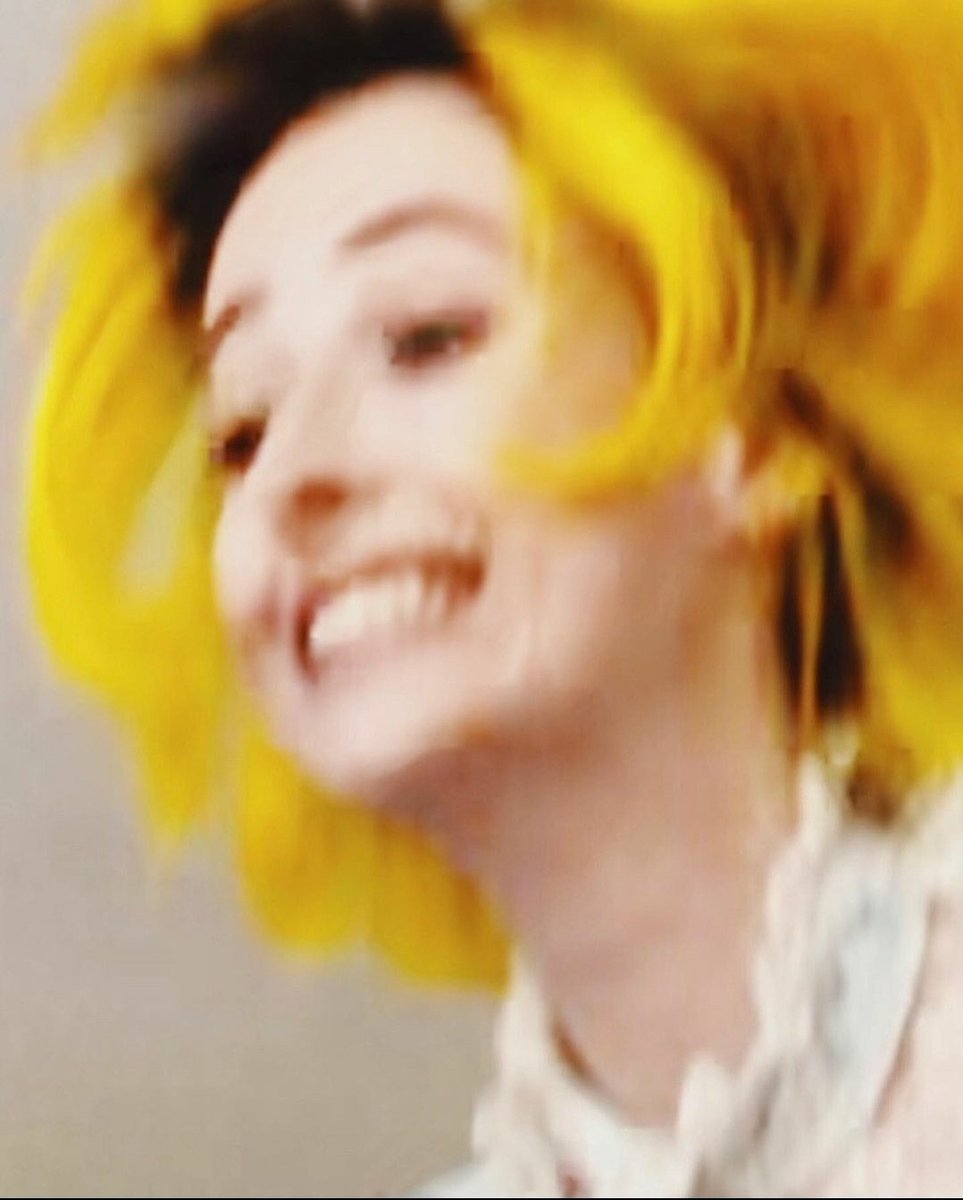 @TessaViolet as Blurry Mike Wazowski: A Thread