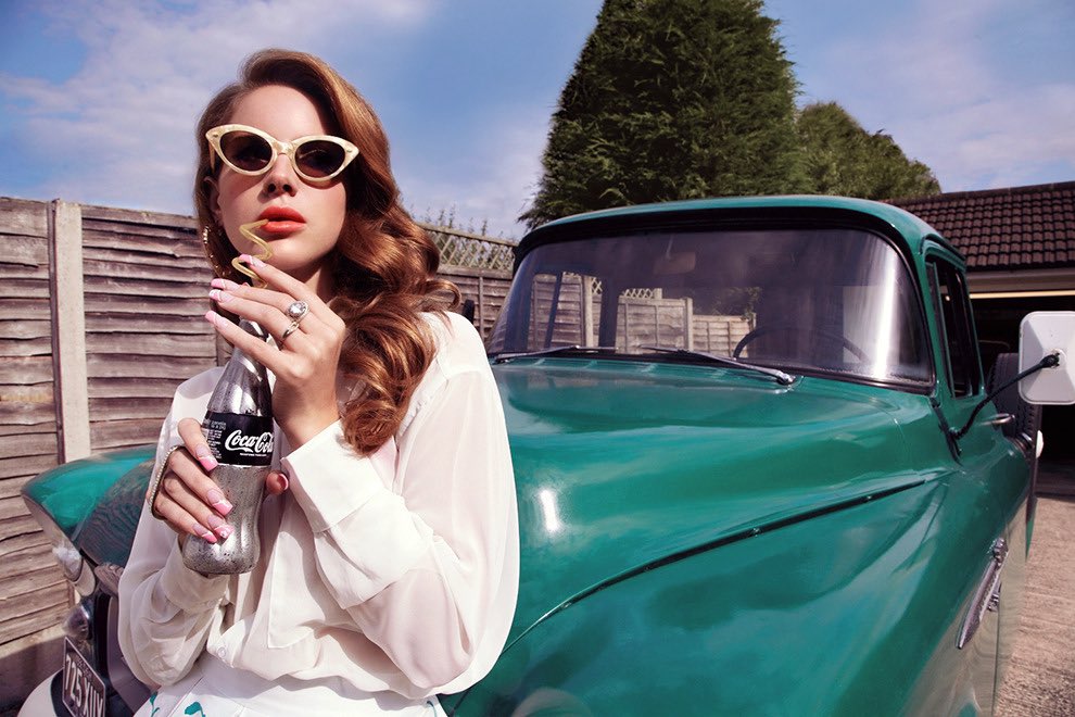 ‘Born to Die’ by Lana Del Rey turns 9 years old today! It has become one of the most impactful albums this past decade with over 3B streams on Spotify, +12M units sold WW, is the most successful solo debut album on WW ITunes, &amp; is the 2nd longest charting female album in history.