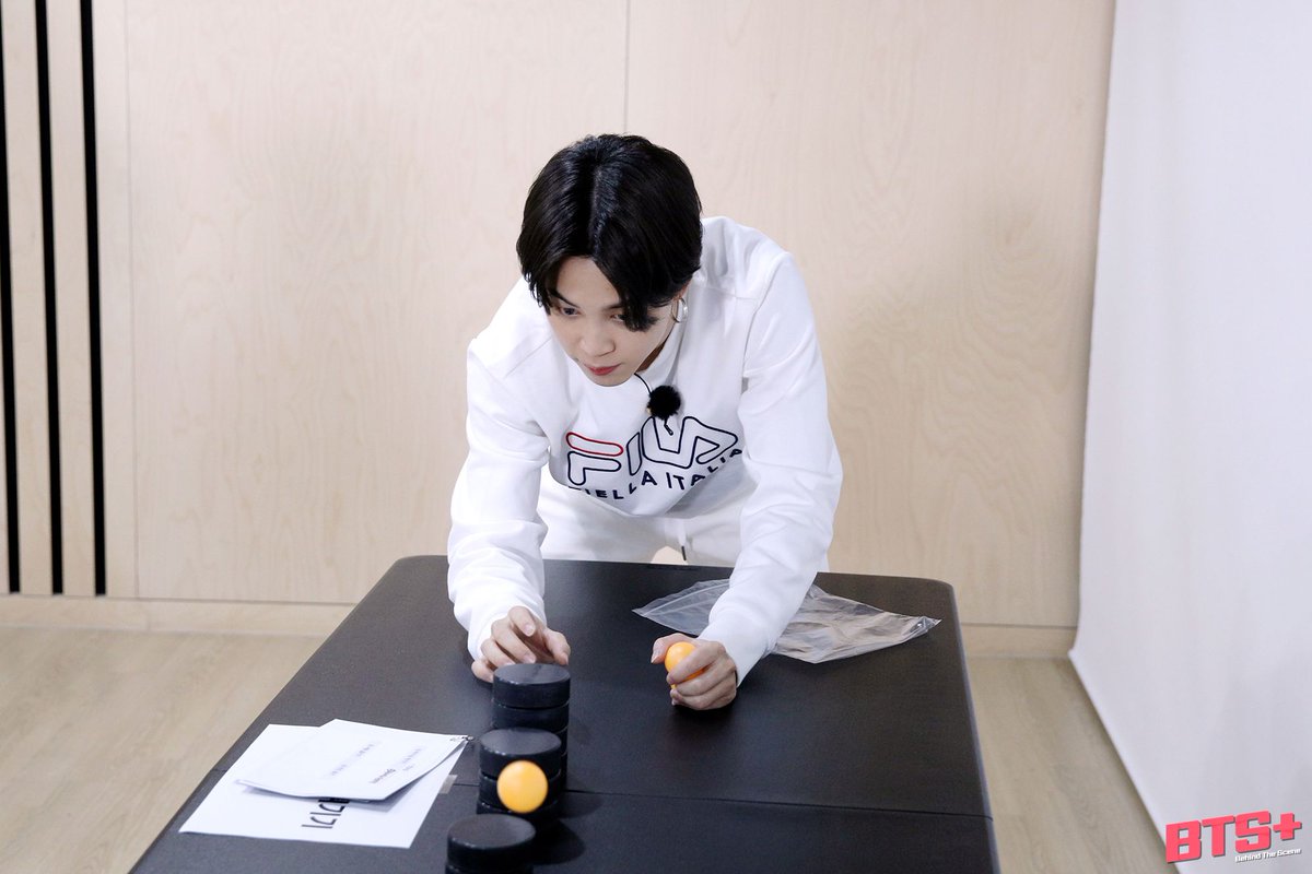 hobi_sunshine13's tweet photo. [Behind cut] 210127 Run BTS! - EP.126 

#JIMIN #BTS #runbtsbehindcut 
#RUNBTS #runbtsep126 https://t.co/0CRG5Qz5aJ